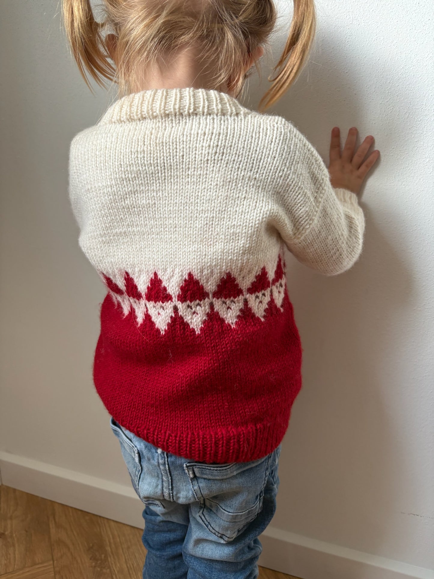 Easy Santa Sweater Junior