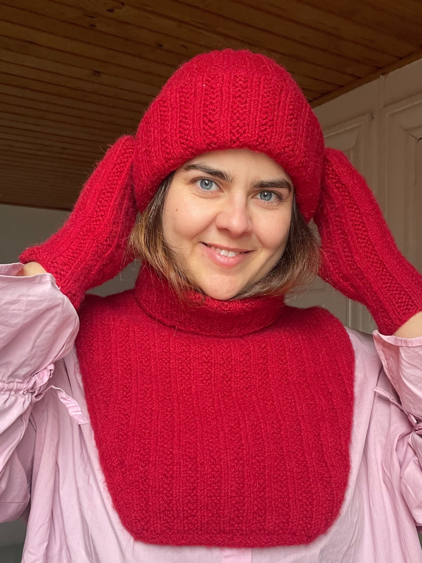 Easy Daily Beanie, Neck + Mittens