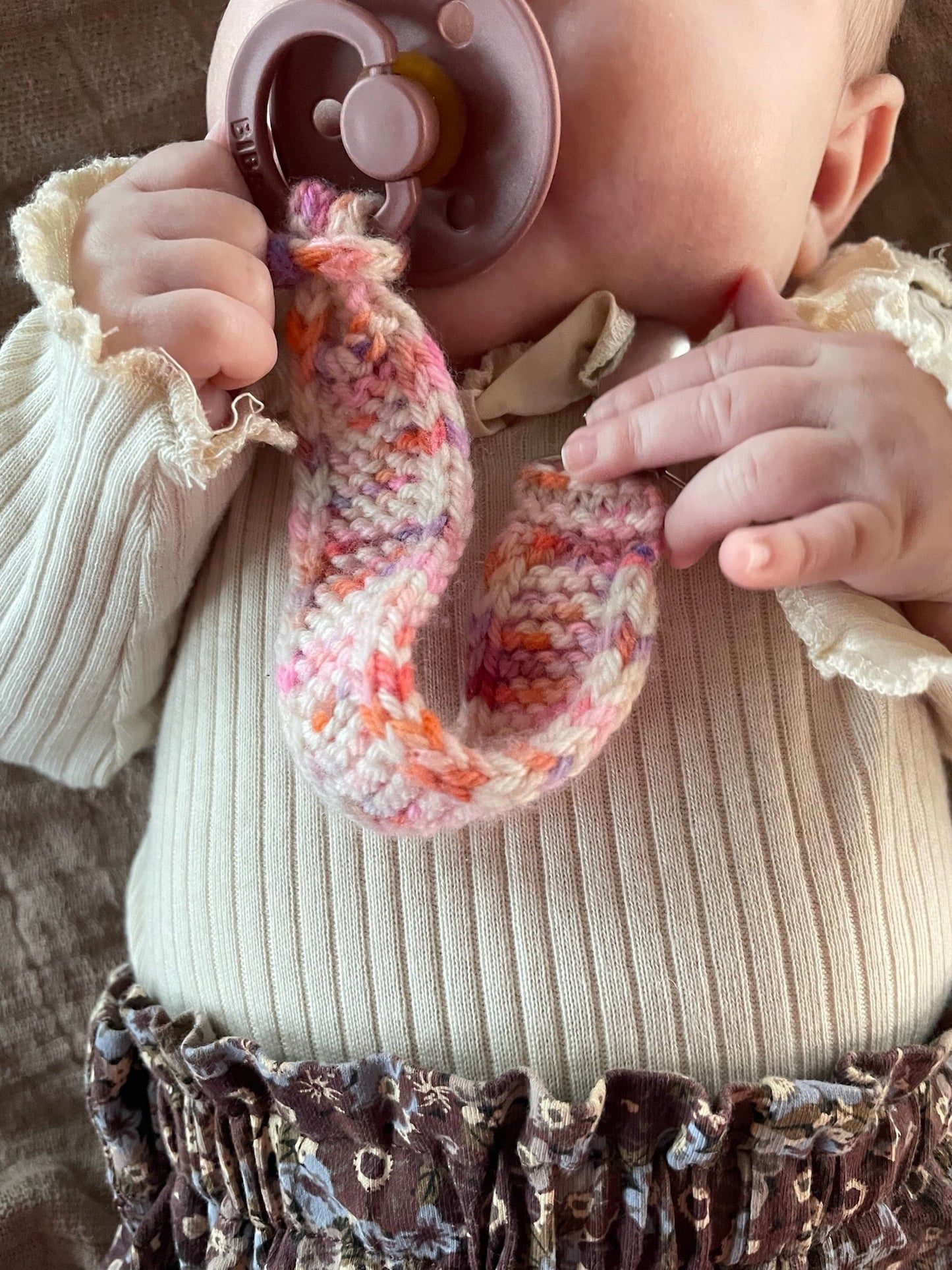 Easy Pacifier Chain
