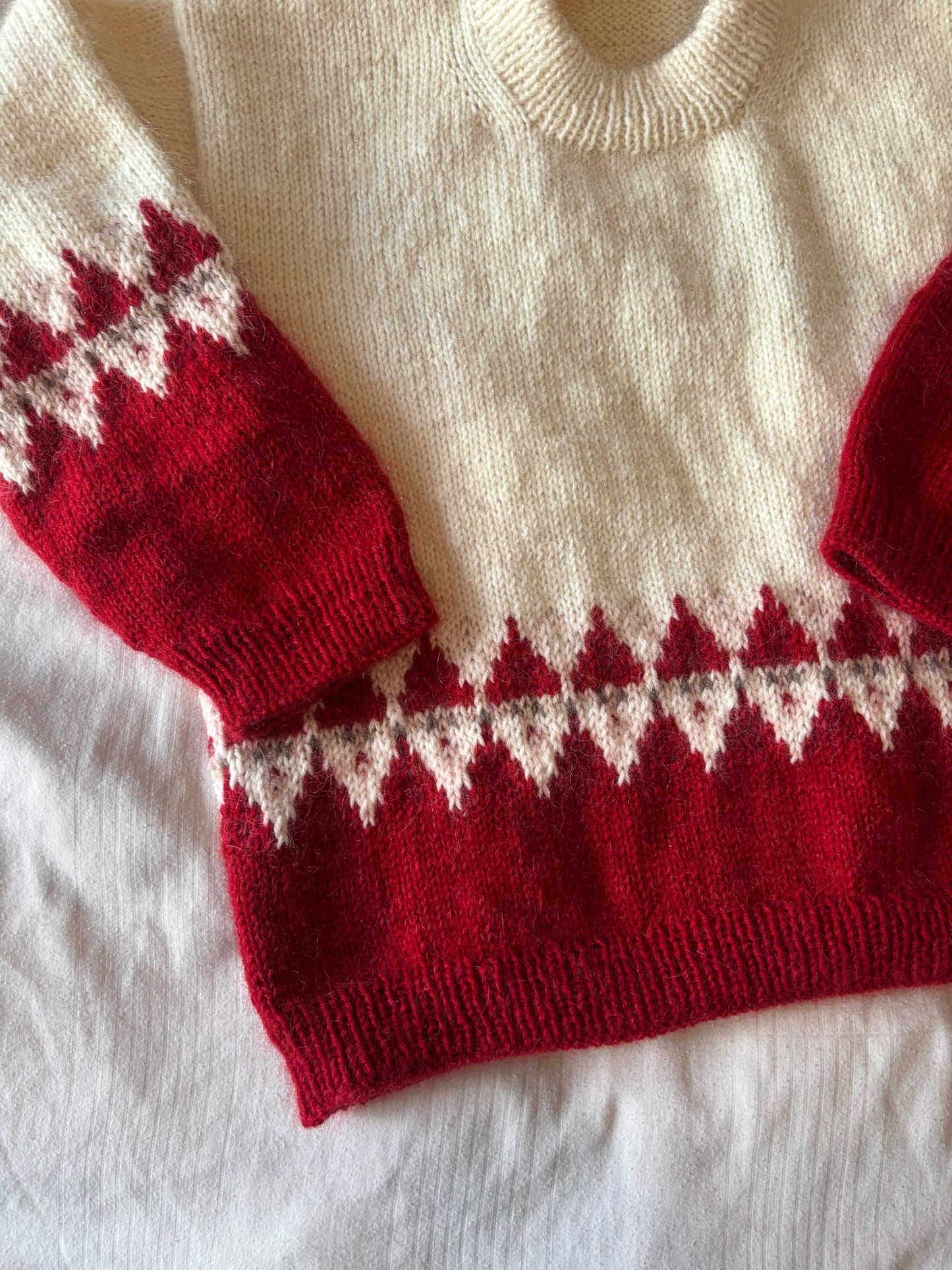 Easy Santa Sweater Woman