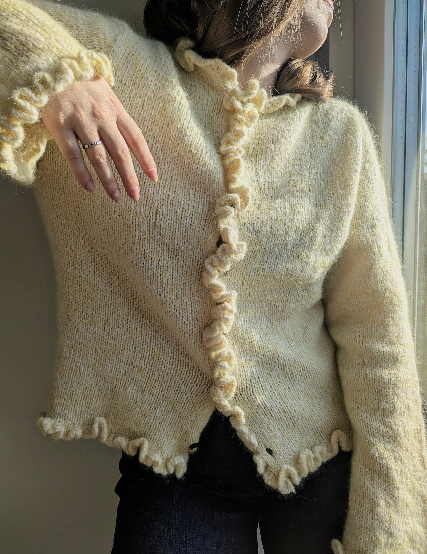Easy Ruffle Cardigan