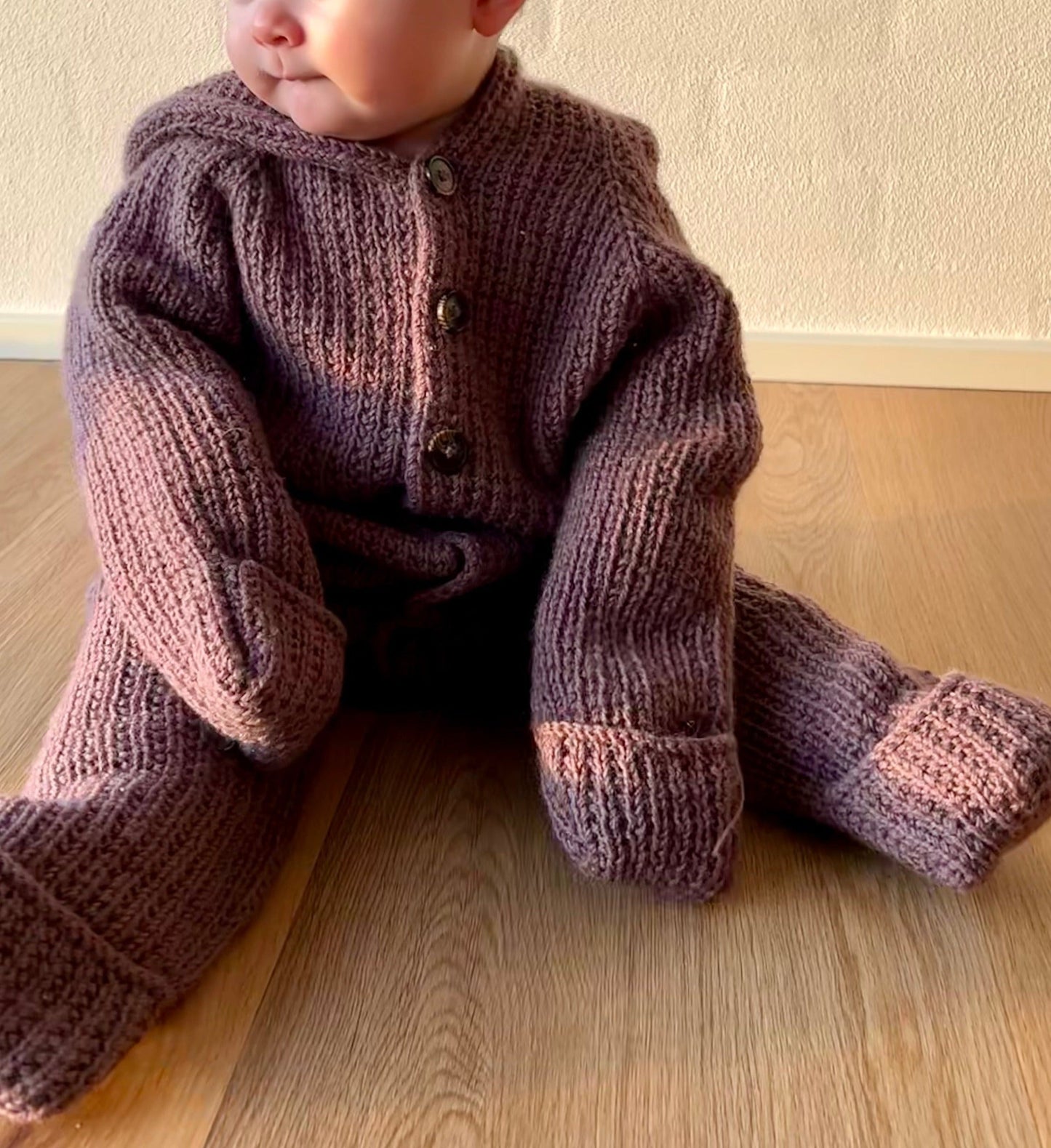 Easy Sleepy Suit Baby