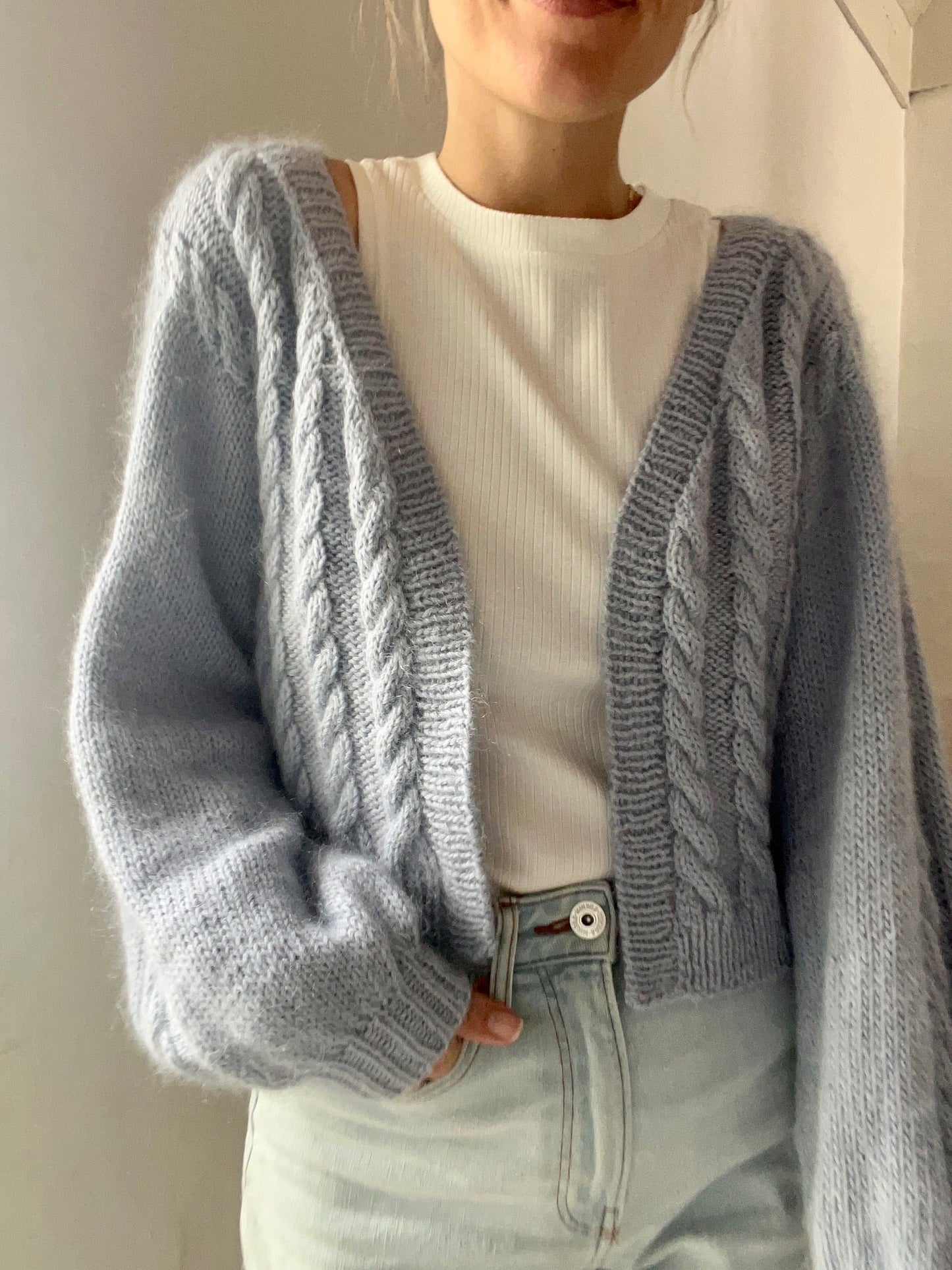 Fall Cables Cardi English