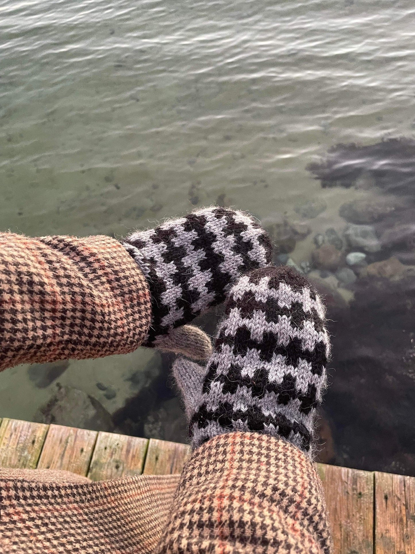 Easy Edgy Mittens