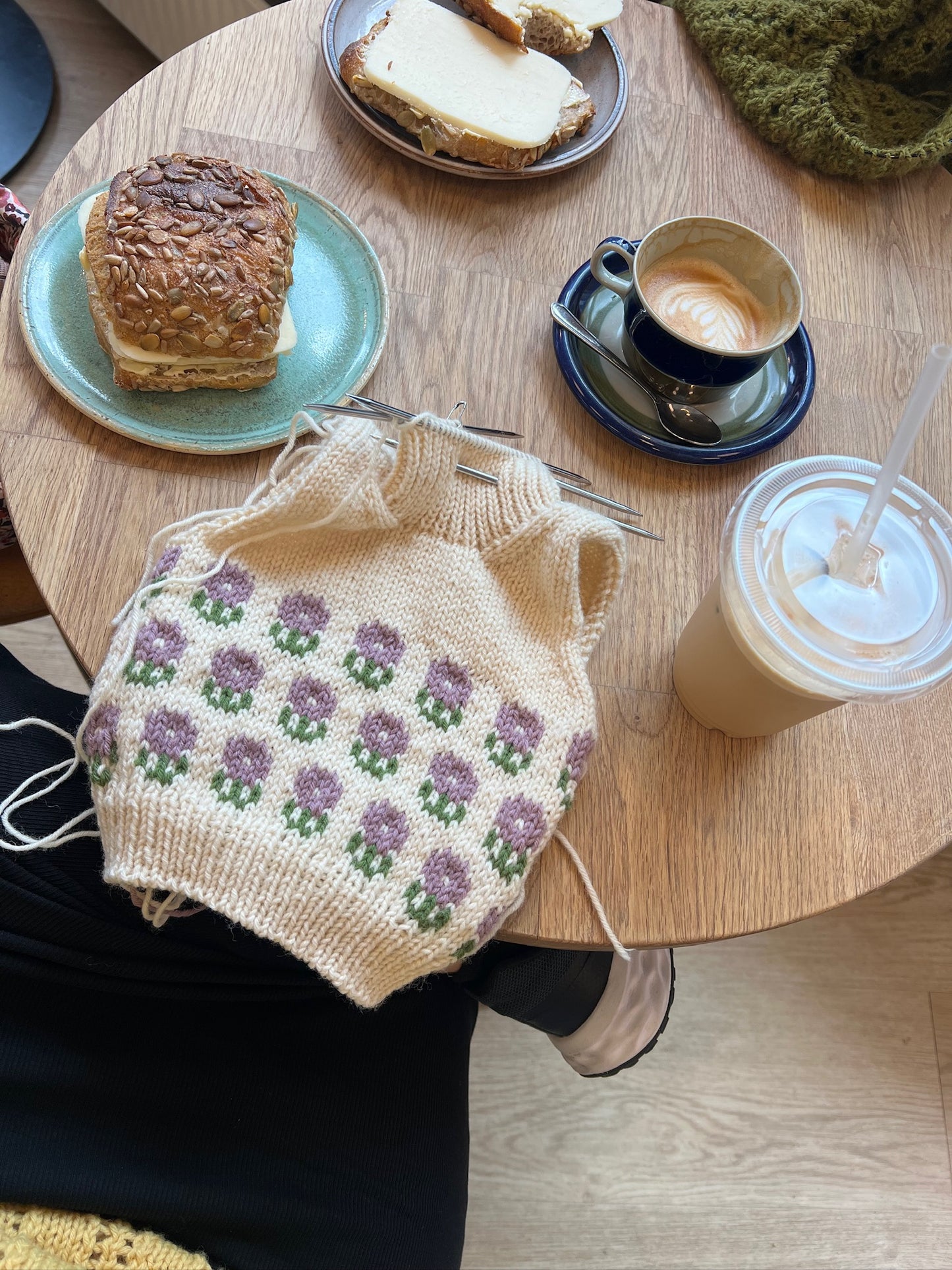 Easy Flower Slipover Baby
