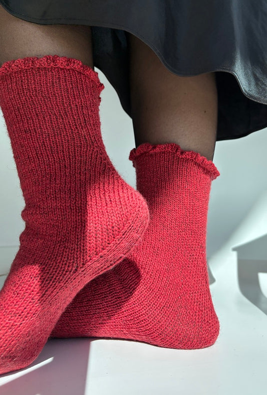 Ultra Easy Ruffle Socks (Fine Edition)