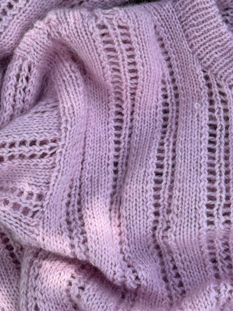 Easy Hole Sweater