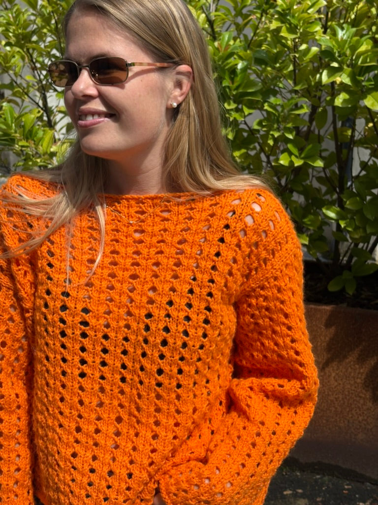 Easy Hole Structure Blouse