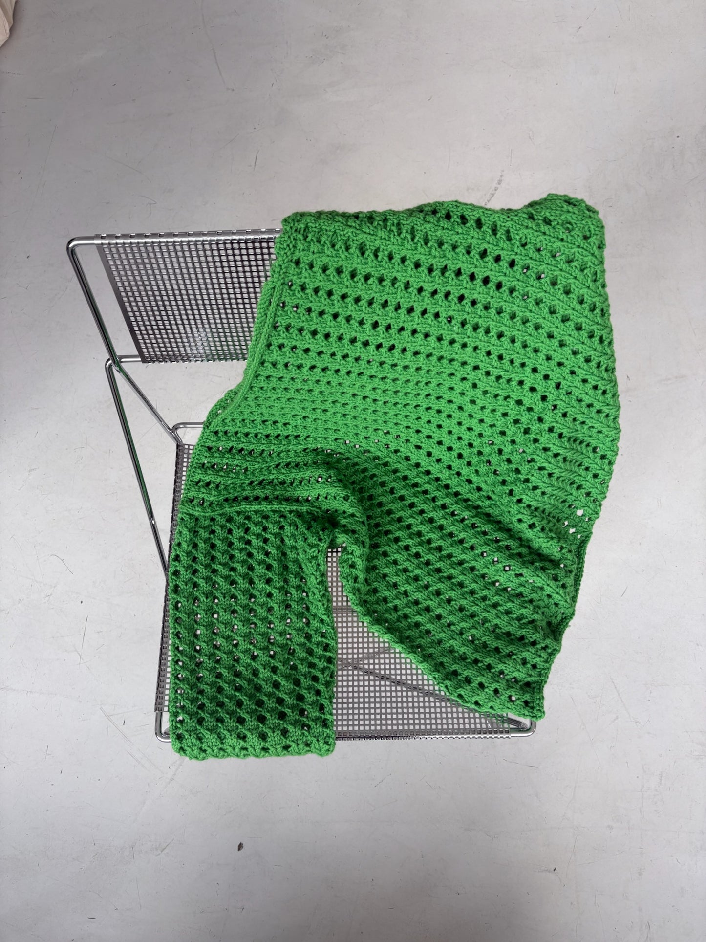 Easy Hole Structure