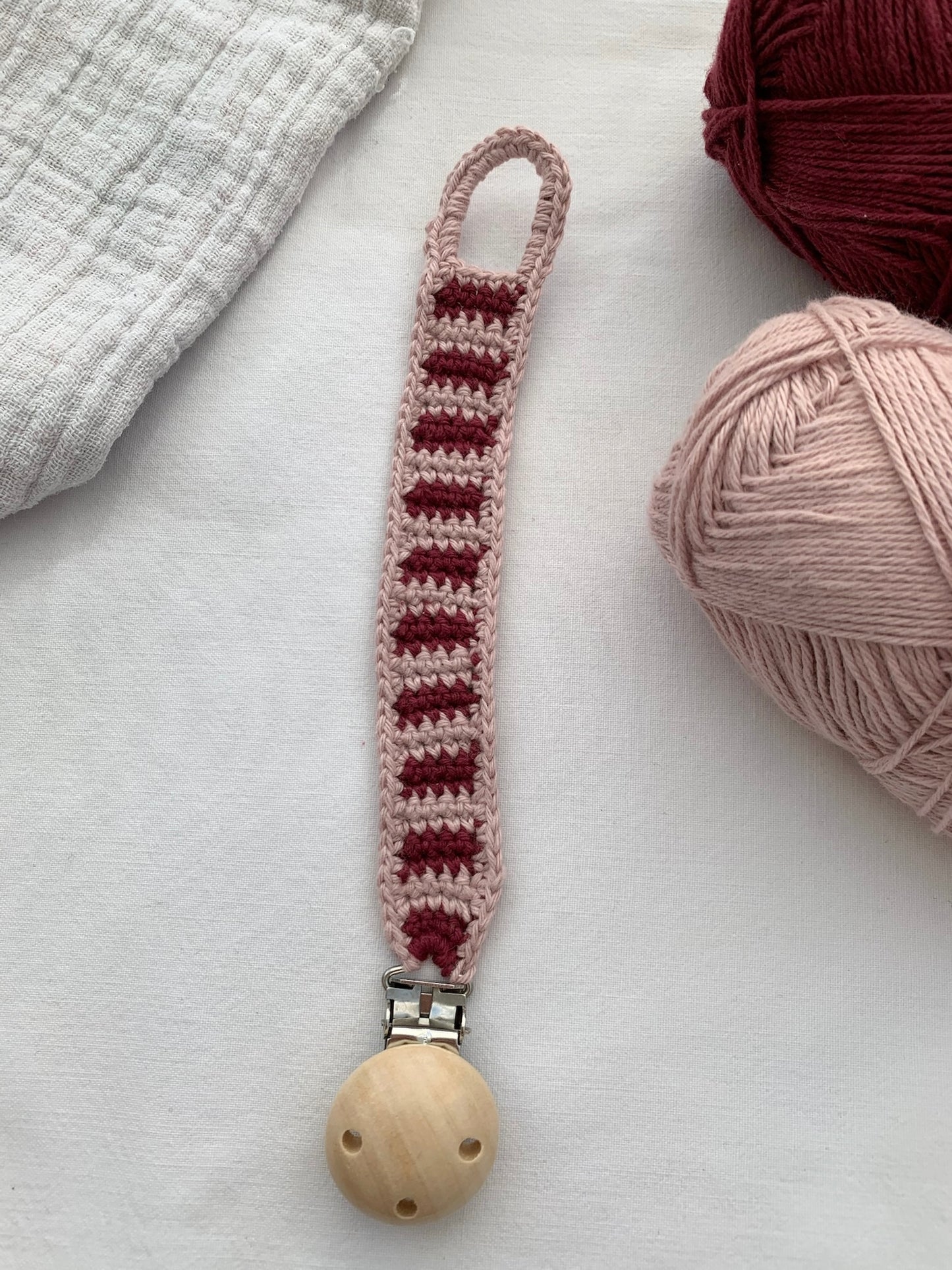 Ultra Easy Pacifier Chain - Crochet