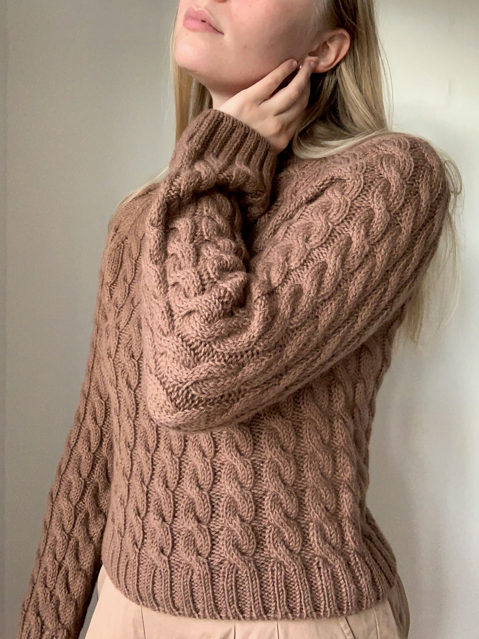 Easy Cable Sweater Deutsch