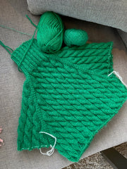 Easy Cable Sweater Dansk