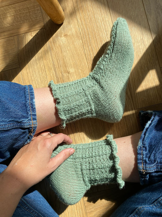 Easy Twist Socks