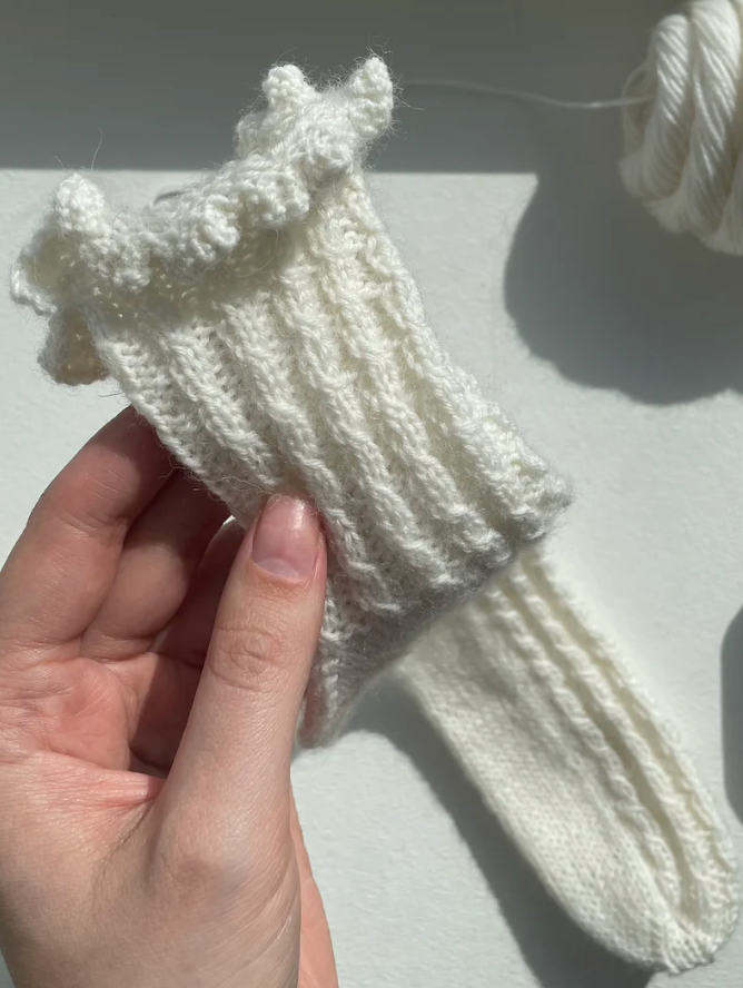 Learn Cables – Easy Cable Sweater & Easy Twist Socks