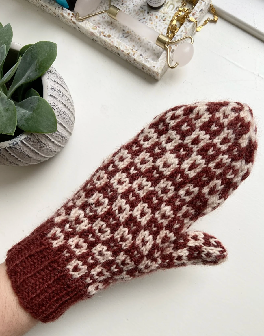 Easy Colour Mittens + Beanie