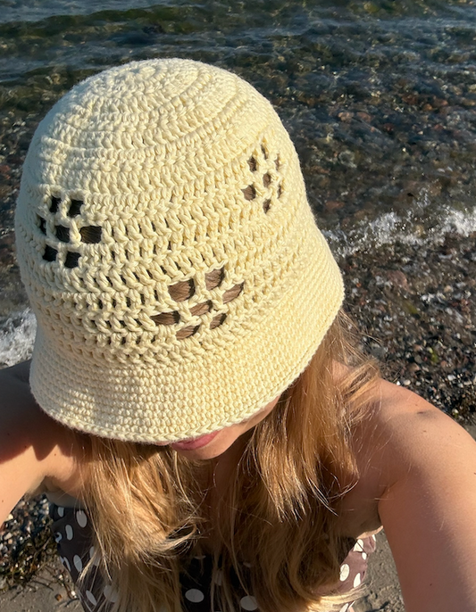 Easy Flower Bucket Hat - Crochet