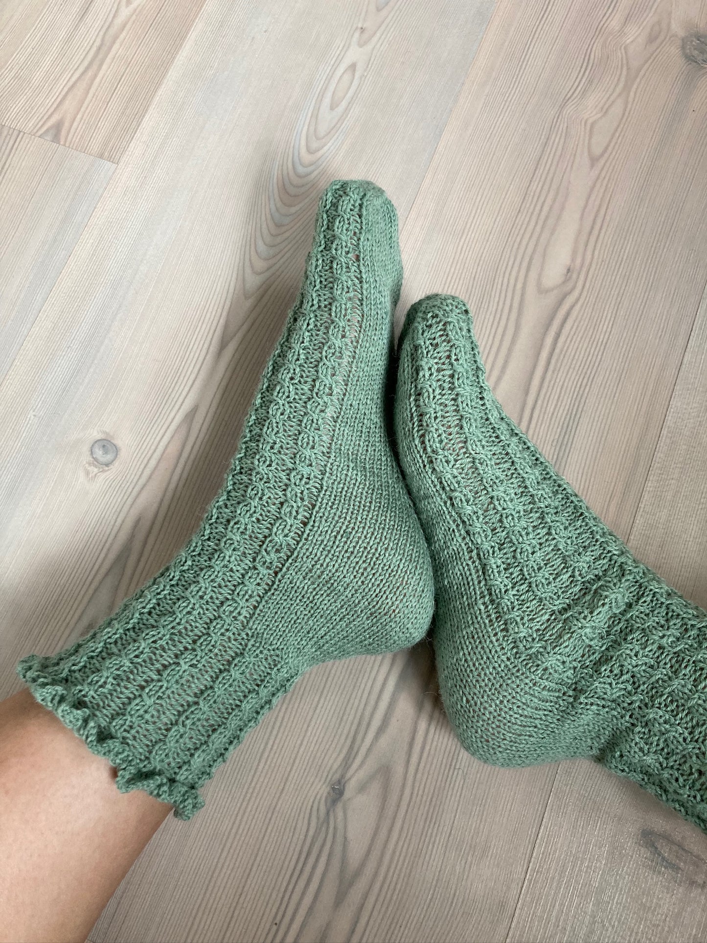 Easy Twist Socks