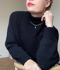 Easy Turtleneck Sweater (Fine Edition) English