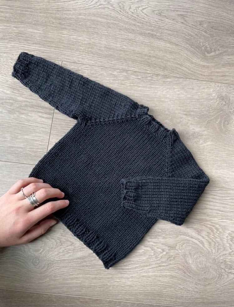 Easy Basic Sweater Junior Deutsch